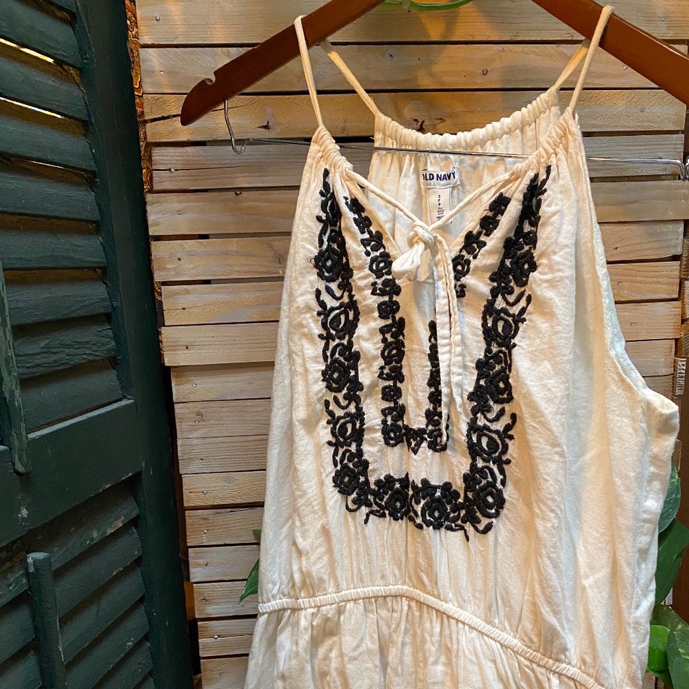 Old Navy White/Black Waist Defined Maxi